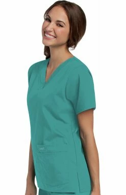 Landau Women's 4-Pocket V-Neck Classic Fit Solid Scrub Top -clothings shop 3 ln 8219 650
