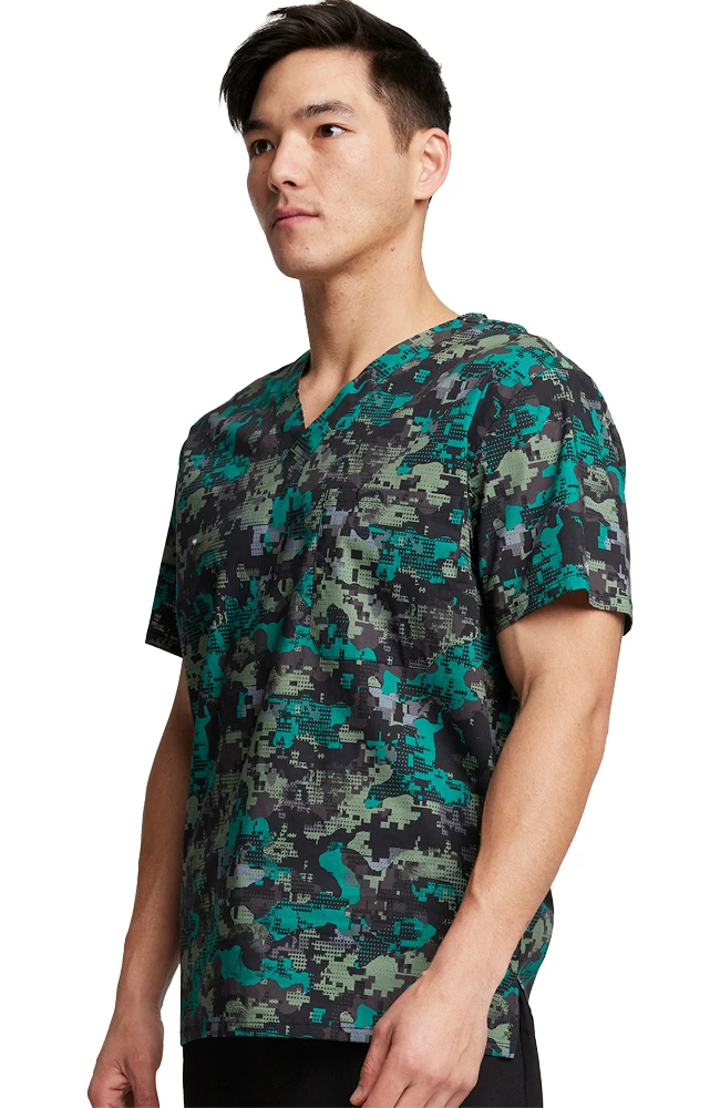 Dickies Men's V-Neck Digital Camo Print Scrub Top 6 Dickies Men's V-Neck Digital Camo Print Scrub Top - Image 4