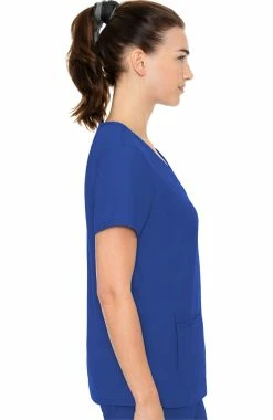 Med Couture Women's V-Neck Solid Scrub Top & Cargo Jogger Scrub Pant Set -clothings shop 4 pe 7set 650