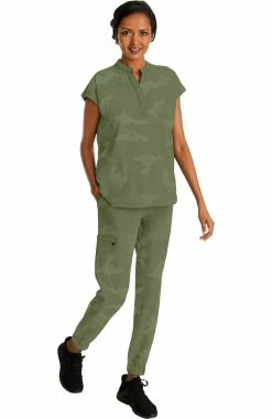 Healing Hands Women's Journey Mandarin Collar Camo Scrub Top -clothings shop 6 hh 2352 650